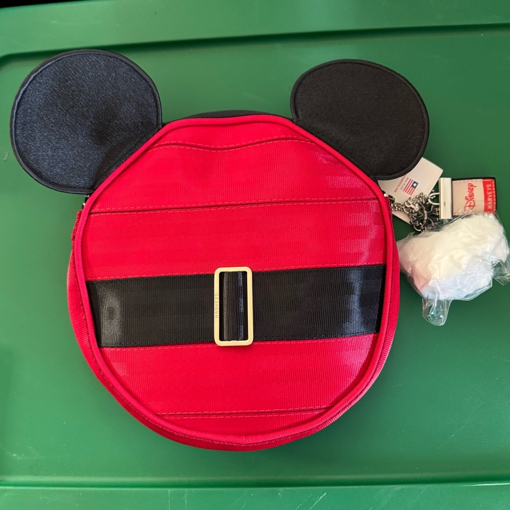 Harvey’s Santa Mickey Crossbody/backpackk